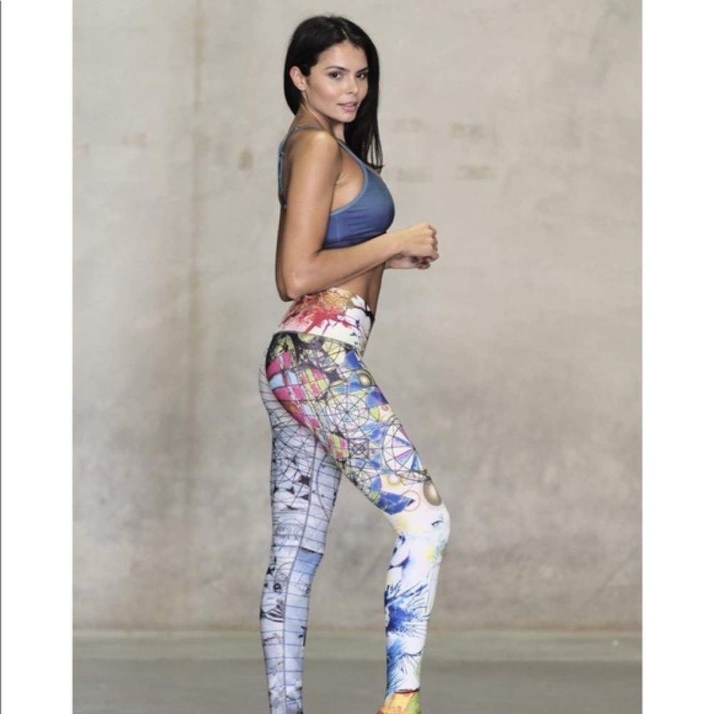 Niyama Sol Left Brain Right Brain Leggings